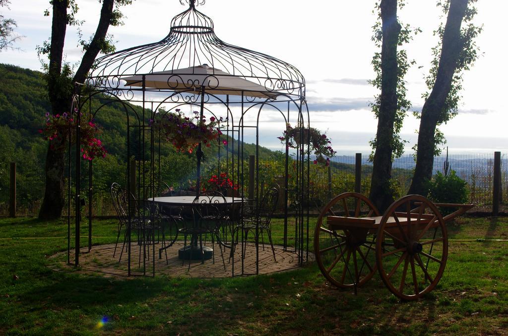 Auberge Les Tables Du Ban Saint-Pierre-la-Palud Zewnętrze zdjęcie