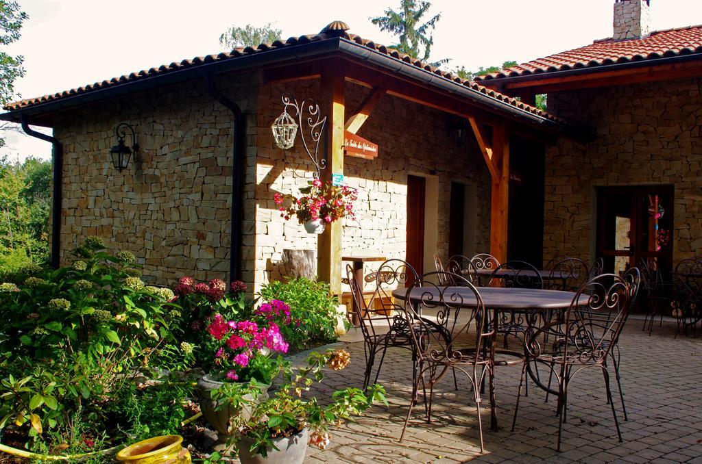 Auberge Les Tables Du Ban Saint-Pierre-la-Palud Zewnętrze zdjęcie